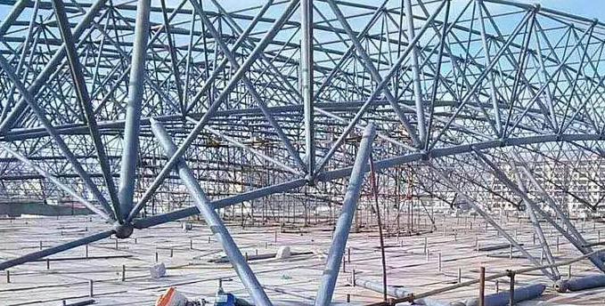 华阴盘点螺栓球网架对于选材方面的4个基本恳求